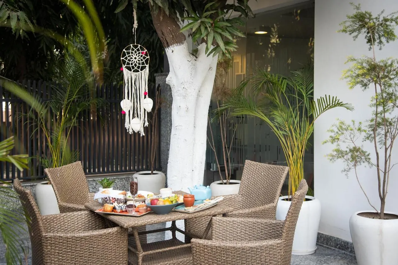 Rosastays Gurugram Sec 31 Gurgaon