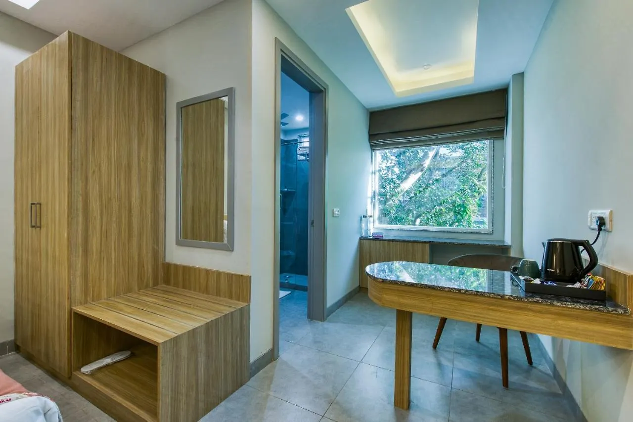 ** Aparthotel Rosastays Gurugram Sec 31 Gurgaon India