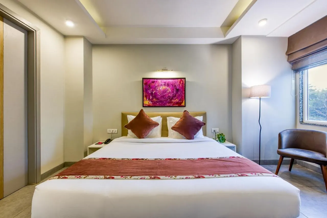 Rosastays Gurugram Sec 31 Gurgaon 2*,  India